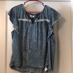Women’s denim top